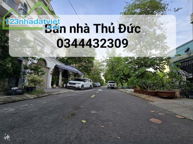 Bán nhà Thủ Đức, Biệt Thự Vip Ngay Trương Văn Bang, Ủy Ban Thành Phố, 140 m2, 16 tỷ nhỉnh - 3