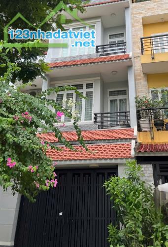 Bán nhà Lâm Văn Bền - Quận 7 - 57m2 ngang 4m - nhỉnh 5.x tỷ TL.