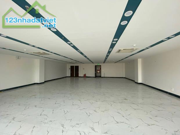 Tòa Building Mặt Phố Hoàng Quốc Việt - Cầu Giấy 200m2, Mặt Tiền Khủng, Vị Trí Vàng - 4