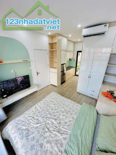 BÁN NHÀ TÂY SƠN, KHU VIP PHÂN LÔ, THANG MÁY ÔTÔ VÀO NHÀ.HIẾM. 66M, 8 TẦNG, MT 9M, 19.3 TỶ