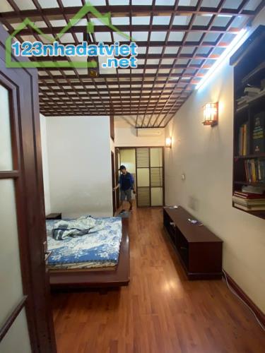 CHO THUÊ NHÀ NGÕ Ô TÔ 258 TÂN MAI, 5 TẦNG, 35M2, 3 NGỦ FULL ĐỒ, 13 TRIỆU - 3