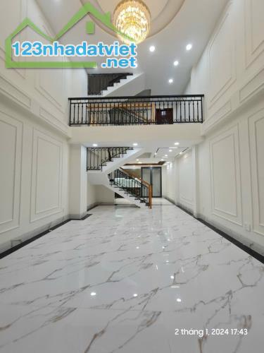 HOÀ BÌNH QUẬN 11- XE HƠI ĐỖ CỬA - 72M2- NGANG HƠN 5M- SỔ MỚI HOÀN CÔNG. 11TỶ - TL