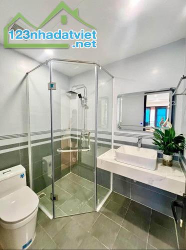 Bán nhà gần Phương Canh, phố Nhổn, đường 32 xây 56M 4 Tầng, 5 phòng giá 4.8 tỷ - 5
