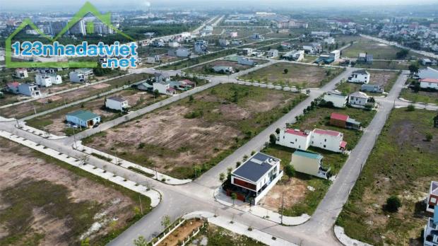 Bán đất đường 200m2 dãy 2 Đặng Thí gần khu sinh thái Đông Hà