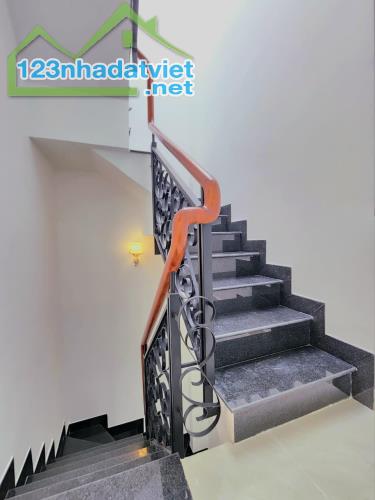 TP Thủ Đức 32m2 Chỉ 2 triệu 8 Nhà trọ Đường Tam Đa - 2