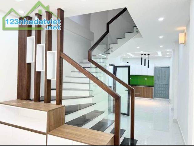 Chính chủ bán nhà Xuân Phương 40M 4 Tầng, 4P Ngủ, gần Mỹ Đình 3km giá 5 tỷ - 3