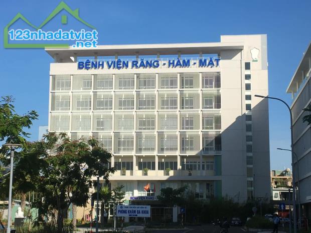 Nhà mặt tiền cạnh Trung tâm Y tế Thành phố Đà nẵng nhỉnh 6 tỷ