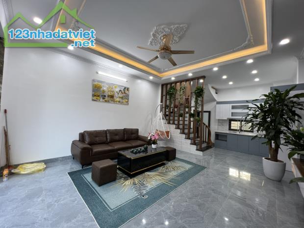 BÁN NHÀ 4 TẦNG 40M2 NỘI AM - LIÊN NINH - THANH TRÌ (CHÂN CẦU TỰ KHOÁT) - 2