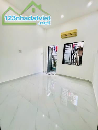 Nhà mới vào ở liền Hưng Phú P9Q8 - Giá : 2.79 Tỷ (T/L) - 2