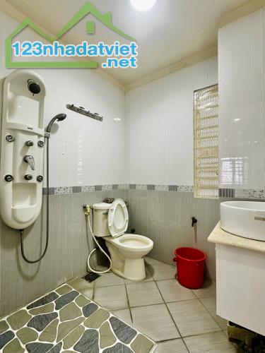 1 đời chủ, kẹt tiền nhà MT khu sân bay Lam Sơn,P2,Tân Bình,5.2x27 2 Tầng,HĐT CAO,21.5tỷ - 1