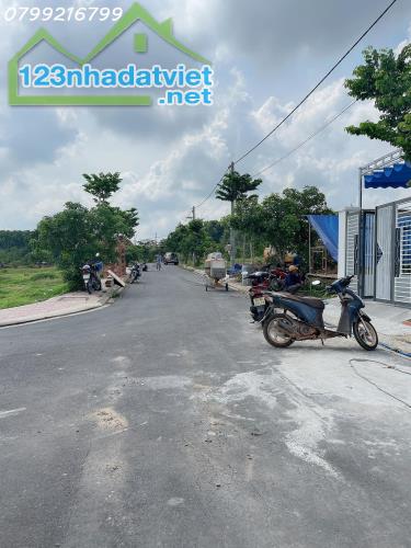 Đất nền Đồng Nai sổ riêng thổ cư 1 sẹc QL1A trọn sổ 1 tỷ 150 /nền .Hỗ trợ 3 bên, lh 0799