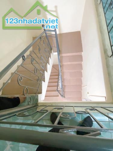 GIÁ SỐC! Bán nhà Nguyễn Xiển - Thanh Xuân 39m² 3 tầng 2 thoáng ngõ thông chỉ 2.8 tỷ - 2