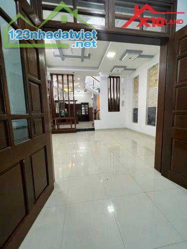 BÁN NHÀ BIỆT THỰ NGAY CHỢ 26 ,TÂN PHONG. 210m2 giá chỉ 5,3 tỷ - 4