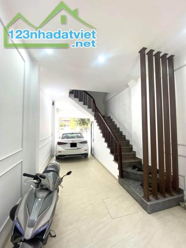 Cực hiếm!! nhà mặt ngõ cuối phố Trịnh Văn Bô, Xuân Phương, 37M 5 Tầng, gara ô tô - 1