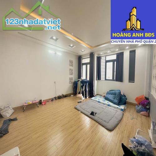 Bán nhà mặt phố MTKD_ Chưa đến 63 tr/m2 _ Đường Nguyễn Duy Trinh, Quận 2 _ 2 tầng 3 pn 3 w - 5