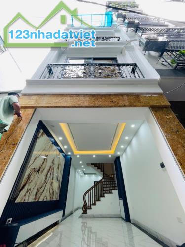 Bán nhà mới đẹp phố Bùi Xương Trạch, gần ô tô tránh, 39m2, chỉ 7.7 tỷ - 3