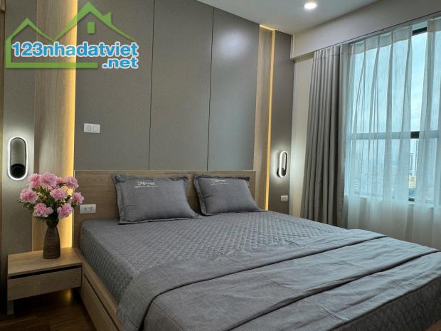 Bán căn hộ VỊ TRÍ đẹp N04B2 Thành Thái, 64m², 2PN, 1WC. Giá 4.4tỷ. LH: 0834 487 666 - 2