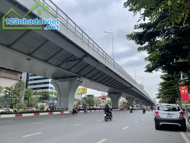 Bán nhà phố MINH KHAI - HAI BÀ TRƯNG, GẦN PHỐ, 71m2 x 5 tầng, 21 tỷ