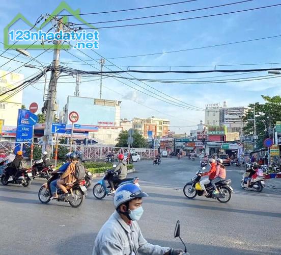 CỰC PHẨM LÊ VĂN VIỆT - LÃ XUÂN OAI, TĂNG NHƠN PHÚ A, THỦ ĐỨC, 2 TẦNG, 30M2, NHỈNH 2 TỶ.