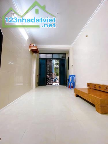 Bán nhà phố Đình Giót - Phương liệt , DT :55m2 , Giá Hơn 8 tỷ , Ngõ Thông , Kinh Doanh , L - 1