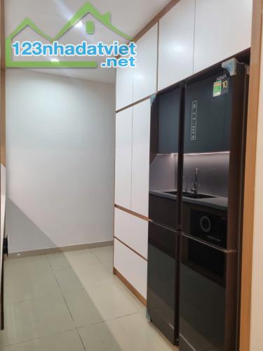 Chính chủ bán gấp trong tháng căn hộ 2pn - 2wc, tòa s4 goldmark city. lh 0925128 - 3