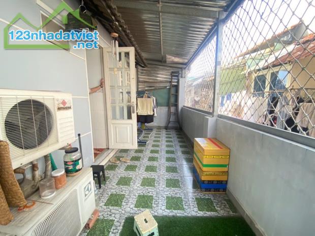 BÁN NHÀ MẶT TIỀN - DT 85m² - NHÀ 4 TẦNG THOÁNG MÁT - 1