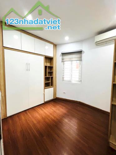 Giảm chào 200tr! Cần Bán nhanh nhà Định Công Hạ - Hoàng Mai 36m² 4t 2 thoáng giá 5.6 tỷ - 5