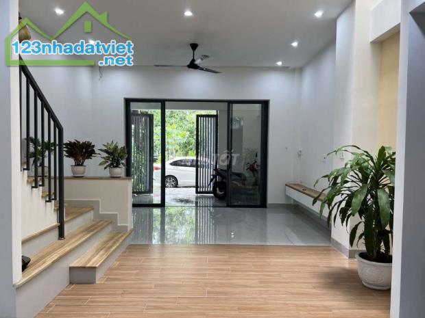 NHÀ ĐẸP VIEW KÊNH ĐƯỜNG NGỌC HỒI, HÒA MINH, LIÊN CHIỂU 75 M2