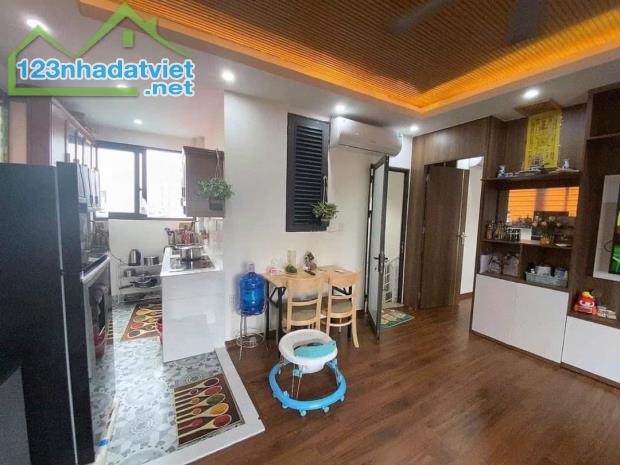 Bán nhà Hà Cầu, Hà Đông, 45m2, oto, kinh doanh, giá rẻ nhỉnh 10 tỷ. - 2