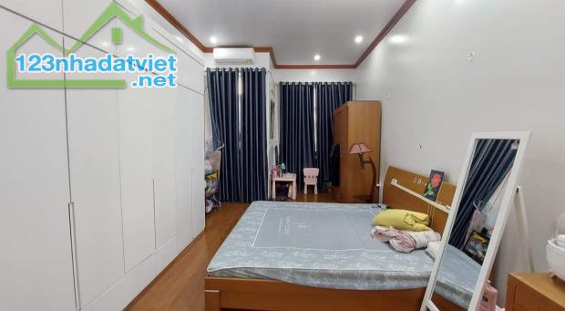 Bán nhà Chợ Đôn, Nghĩa Xá, Lê Chân, HP. 3,5 tầng, 60m2, 6,9tỷ. Đường 15m, KD cực tốt - 5