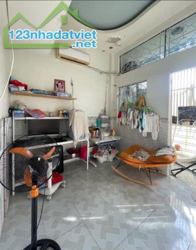 CHỈ 3 TỶ XÍU CÓ NGAY NHÀ ĐÚC 3 TẦNG TÂN QUÝ TÂN PHÚ -32M2 - 3 PHÒNG NGỦ - MỚI ĐẸP Ở NGAY - 3