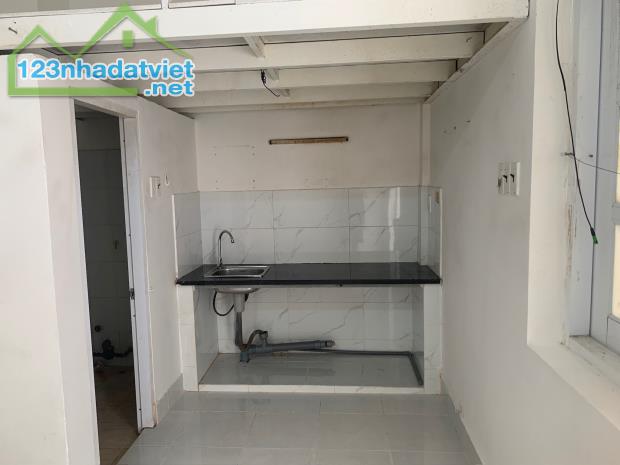 bán nhà 2 lầu góc 2 mặt tiền hẻm 1115 huỳnh tấn phát, quận 7 - 1