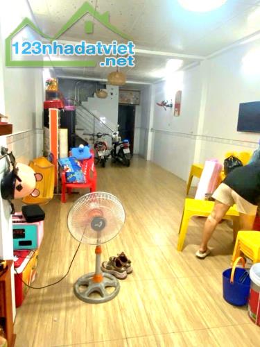 SÁT MẶT TIỀN LÊ TRỌNG TẤN TÂN PHÚ-Ô TÔ THÔNG- 60M- 4X15M- 5.X TỶ - 1