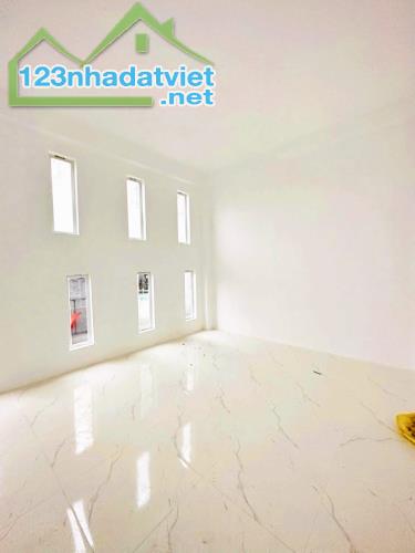 CHDV 4 TẦNG, DT 87 M2 (5,1x17), THU NHẬP 840 TRIỆU, BẠCH ĐẰNG, NGAY CHỢ BÀ CHIỂU, GIÁP Q.1 - 4