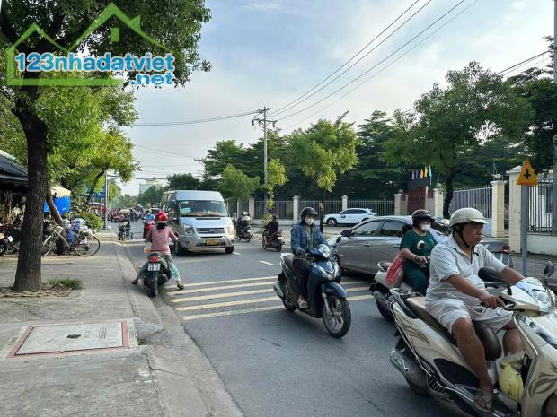 NHÀ 2 TẦNG (5x38.5) MẶT TIỀN ĐƯỜNG SONG HÀNH, HÓC MÔN (GIAO VỚI LÊ LỢI) - 1