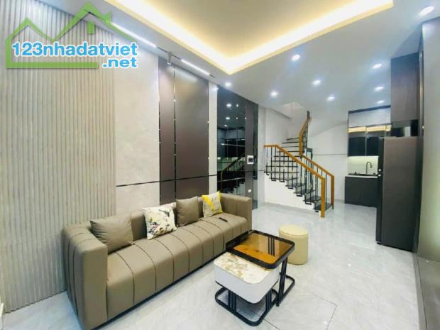 Nhà Đẹp phố Đình Giót - Phương liệt , DT :33m2 , Giá Hơn 6 tỷ , Full Nội Thất - 3