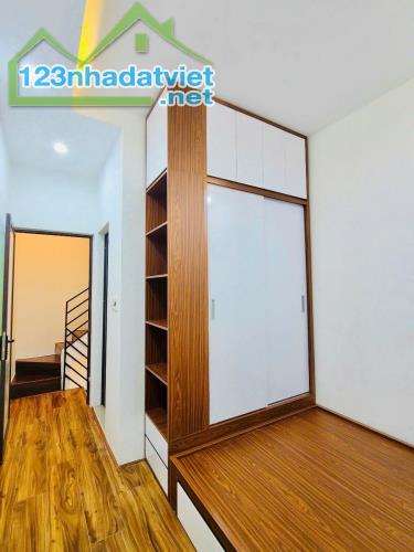 Tin thật: Hàng tuyệt chủng chỉ nhỉnh 4T có nhà view hồ, mới đẹp long lanh, trung tâm quận - 2