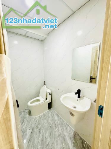 Duy nhất - bán tòa nhà VP mới MT Quang Trung - hầm 8 tầng. DT: 7,5x34m 49 tỷ - 1