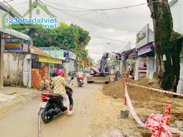 Cặp nhà lầu mặt tiền Nguyễn Thị Minh Khai gần Vincom Xuân Khánh, Cần Thơ - 11 tỷ - 1