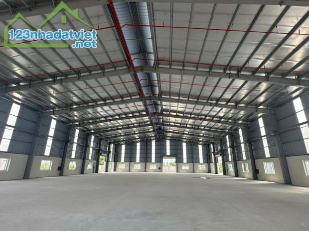 Cho thuê kho xưởng tại mặt đường 379 Tỉnh Hưng Yên. Diện tích 1400m2 - 3