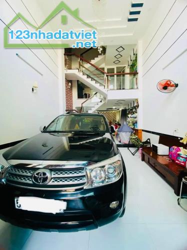 XE HƠI VÀO NHÀ! Bán Nhà Đẹp 4 Tầng Hai Bà Trưng, 68m2 (4.5x15m), 11.2 Tỷ - 2