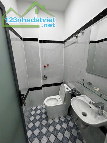 KHU VIP PHAN XÍCH LONG NHIÊU TỨ 4 TẦNG 38M2, NGANG 4.5M, 3PN, SÁT HẺM XE HƠI, NHỈNH 7 TỶ - 2