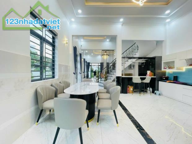 VILLA SIÊU ĐẸP – SÂN VƯỜN – THIẾT KẾ MỞ - FULL NỘI THẤT GIÁ NHỈNH 8TỶ. - 2