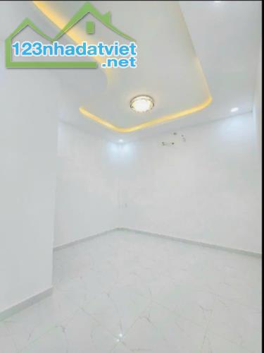 NHÀ ĐẸP Đ.HUỲNH TẤN PHÁT QUẬN 7 GIÁ CHỈ 4,7 TỶ - 2