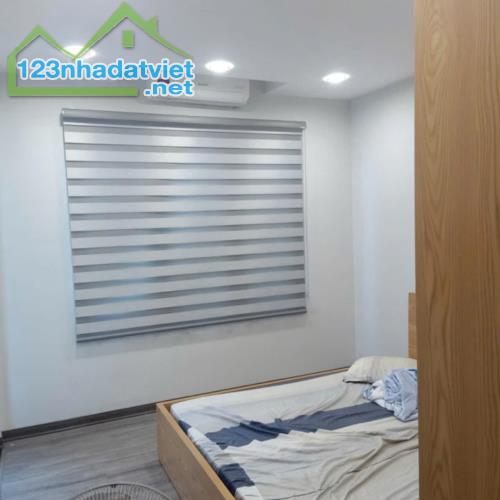 Nhà dân xây Nghi Tàm- Ngõ Thông- Lô Góc- 15m Ra Ôtô. 34/50m2T2 x5 Tầng- Mt 5m. Giá 8.38 Tỷ - 3