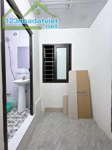 Bán nhà mặt ngõ Định Công Thượng, 30m², lô góc 2 thoáng - Kinh doanh thuận lợi, giá chỉ 2, - 2