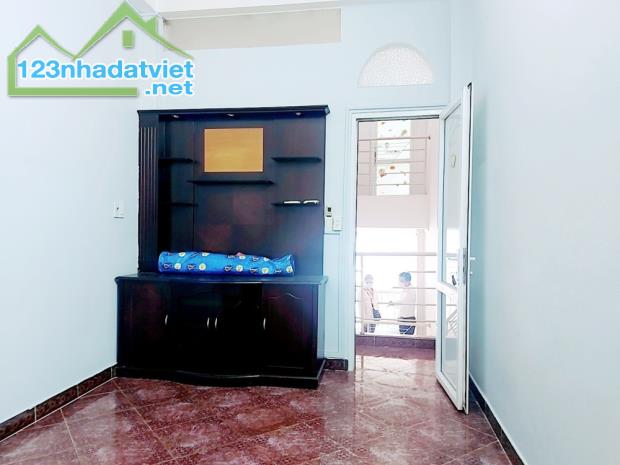 Gấp bán nhà chỉ 7.7 tỷ, gần Mặt tiền Lê Qúy Đôn, Quận 3, 5 tầng, dt đất 50m2. - 3