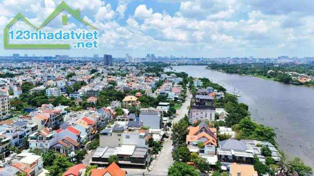 Biệt thự khu ven sông SG đại hạ giá - 1