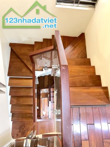 Bán nhà đường Hoàng Mai, DT 60 m2 x 6 tầng x MT 4.5m, thang máy, full nội thất,  SĐ CC - 1