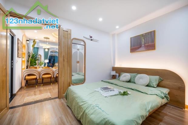 HOMESTAY ĐẸP - CÁCH MT LÊ ĐÌNH LÝ CHỈ 20M - 70M2, 3 TẦNG - CHỈ NHỈNH 6 TỶ - 1